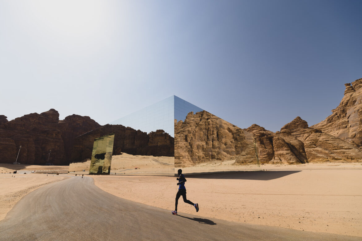 4_C8023_ALULA_DESERT_BLAZE_RACE_SG_5C_0661