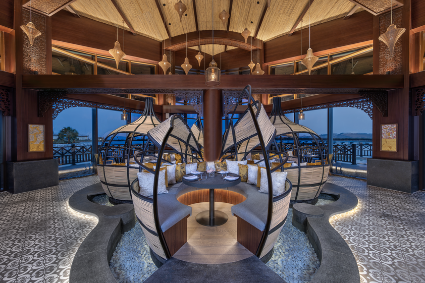 Anantara_Mina_Al_Arab_Ras_Al_Khaimah_Resort_Restaurant_Mekong_Interior